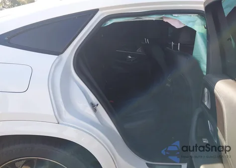 2021 Mercedes-Benz Amg Gle 53 Coupe 4Matic z USA, uszkodzony, nr VIN 4JGFD6BB5MA504099